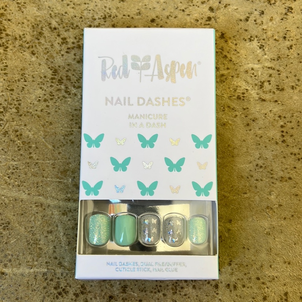 New! Red aspen Nail Dashes